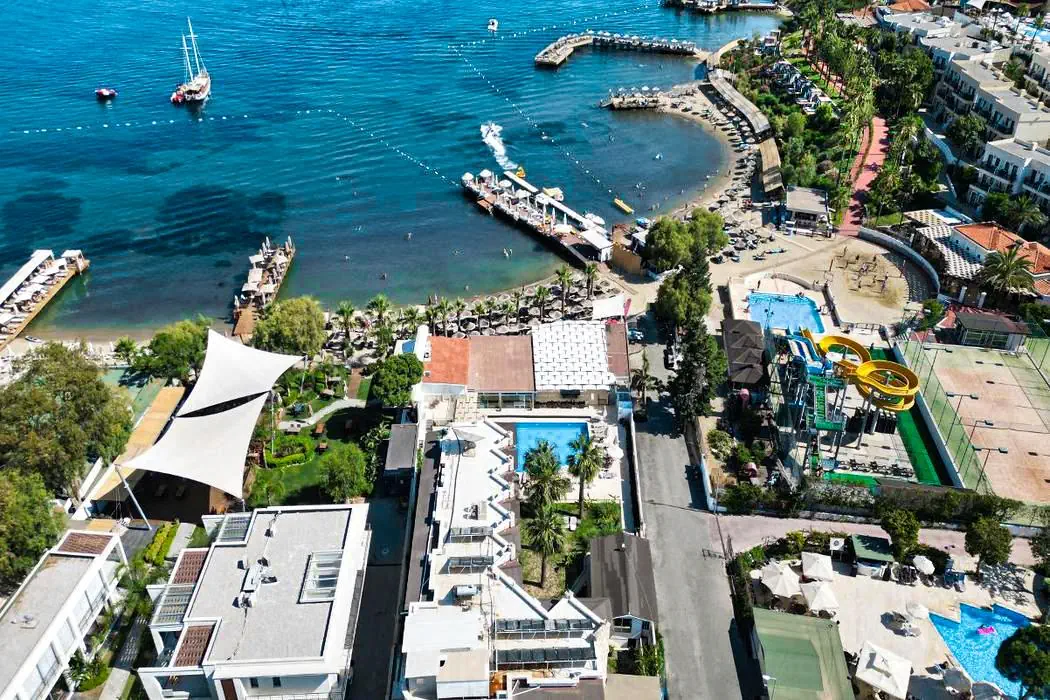 SALINAS BEACH HOTEL (BOUTIQUE CONCEPT RENOVATED)