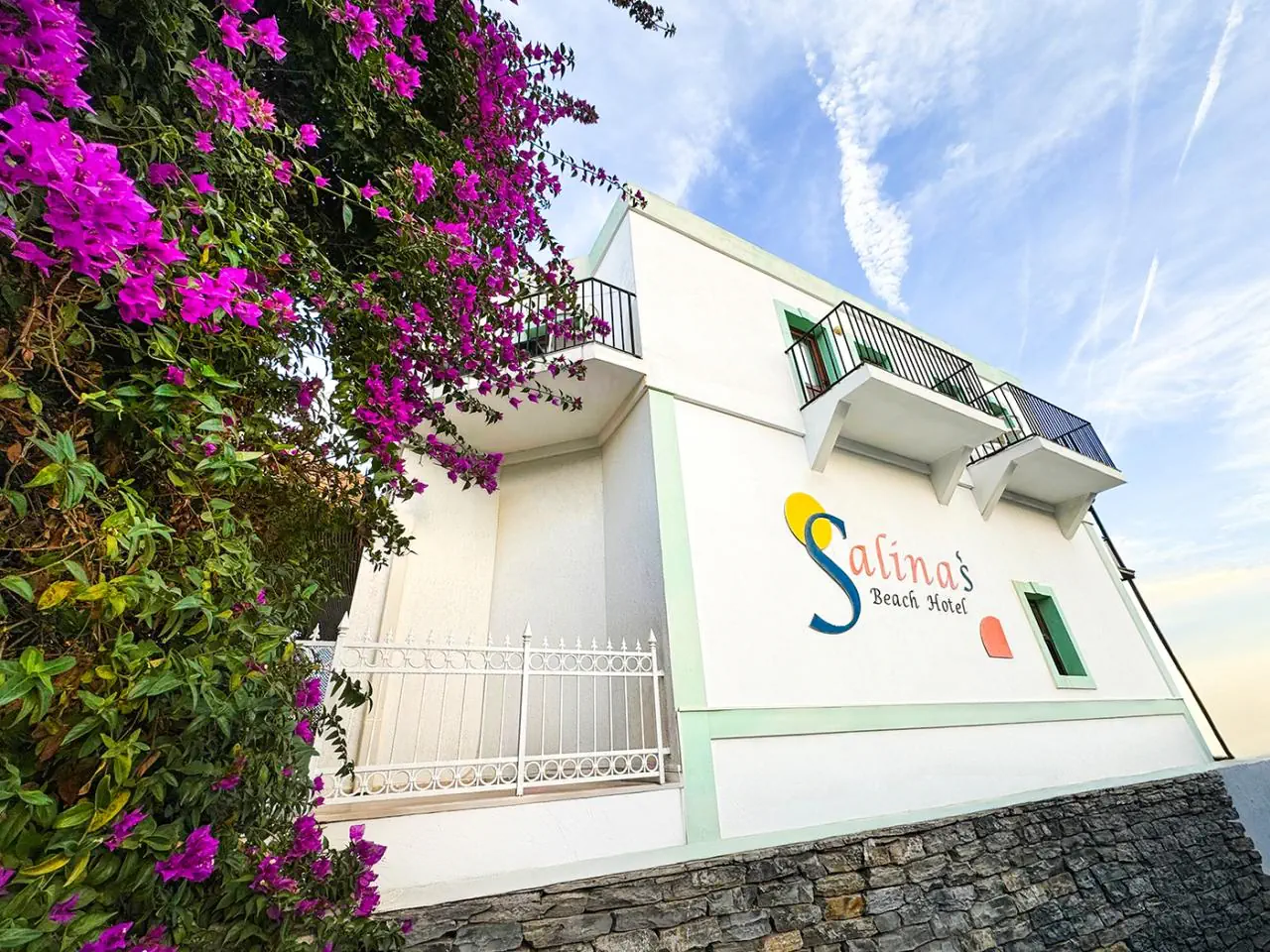 SALINAS BEACH HOTEL (BOUTIQUE CONCEPT RENOVATED)