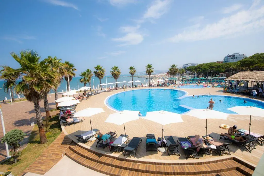 Prestige Resort - zdjęcie 3