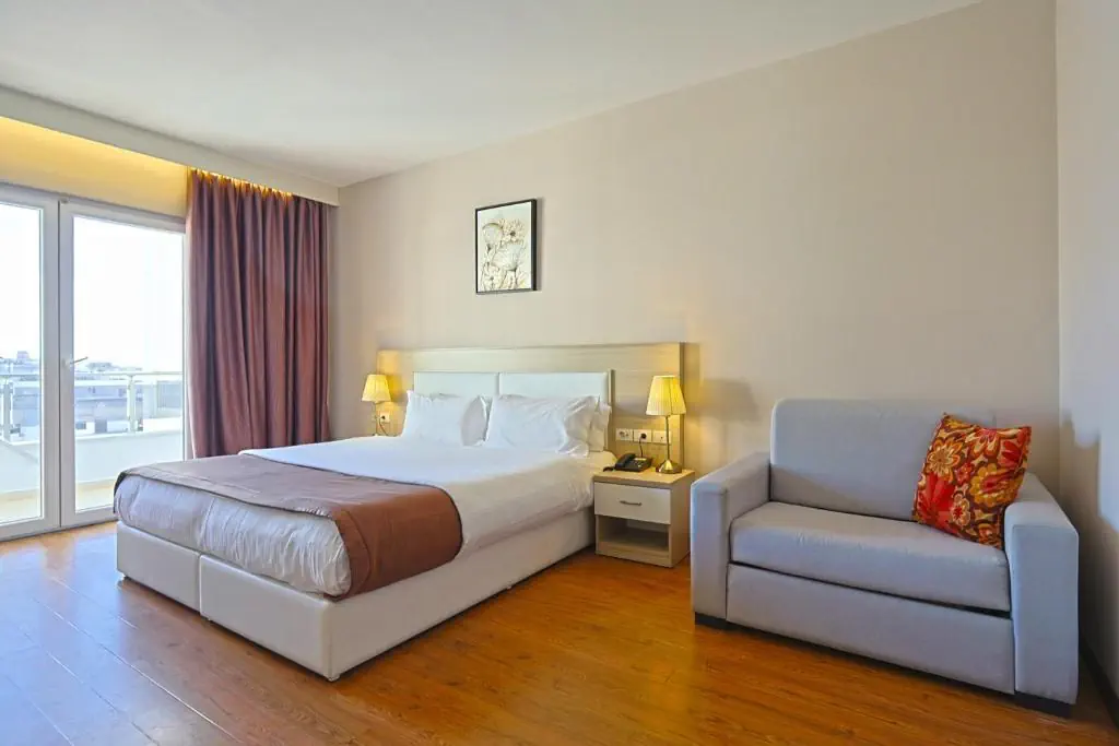 HOTEL HOTEL HORIZONT