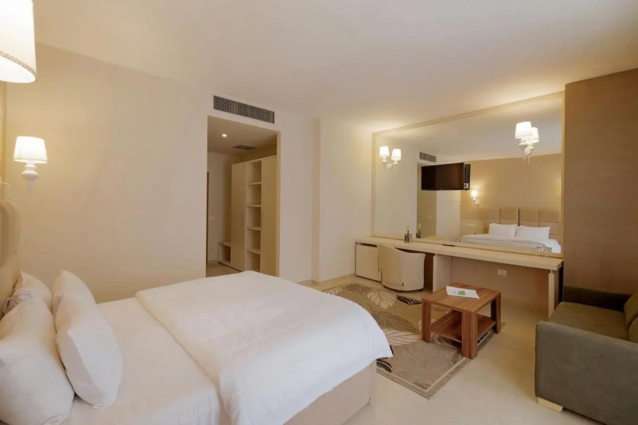 HOTEL HOTEL HORIZONT