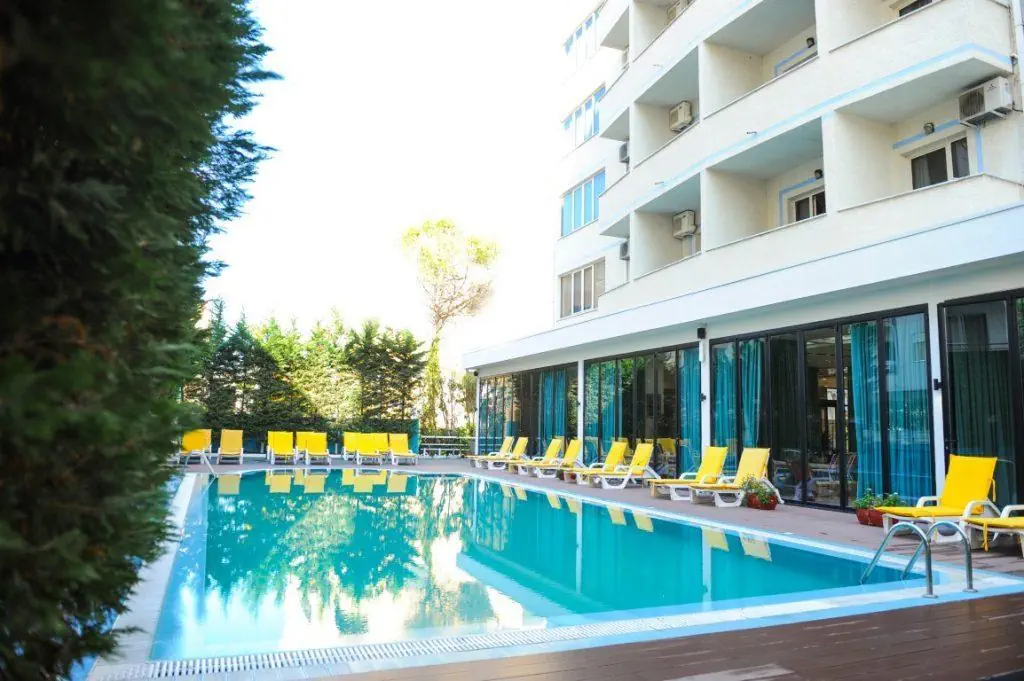 HOTEL HOTEL LEONARDO
