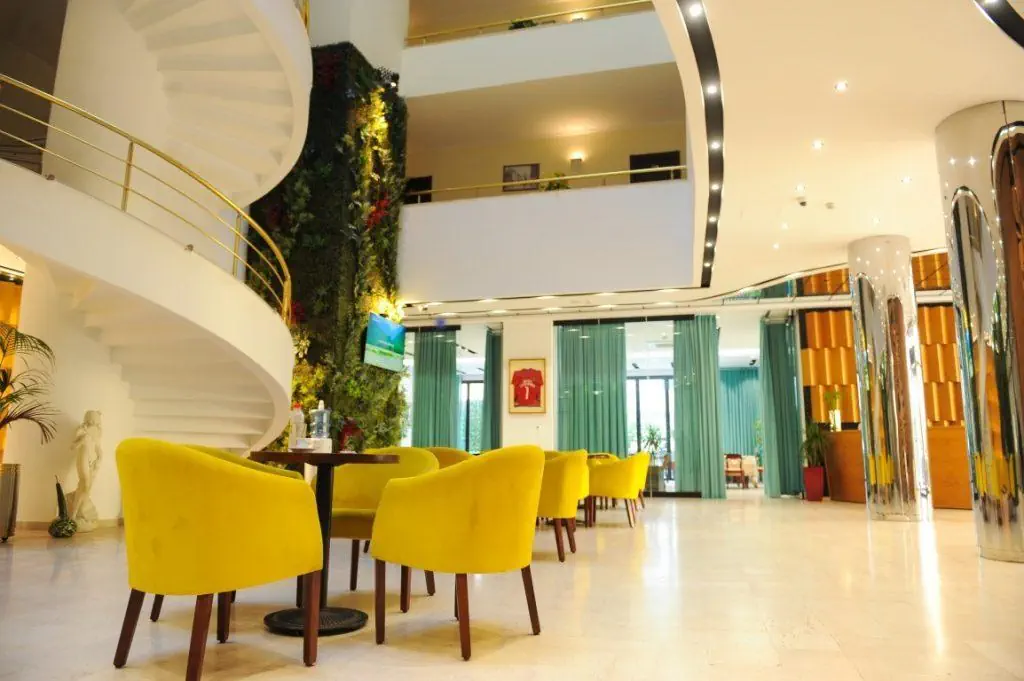 HOTEL HOTEL LEONARDO