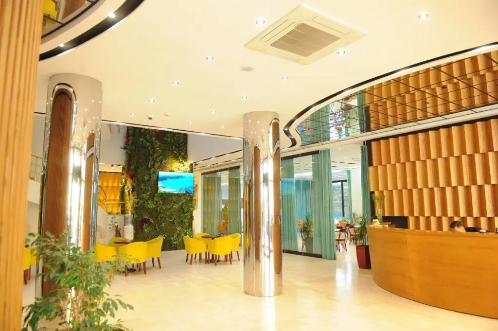 HOTEL HOTEL LEONARDO