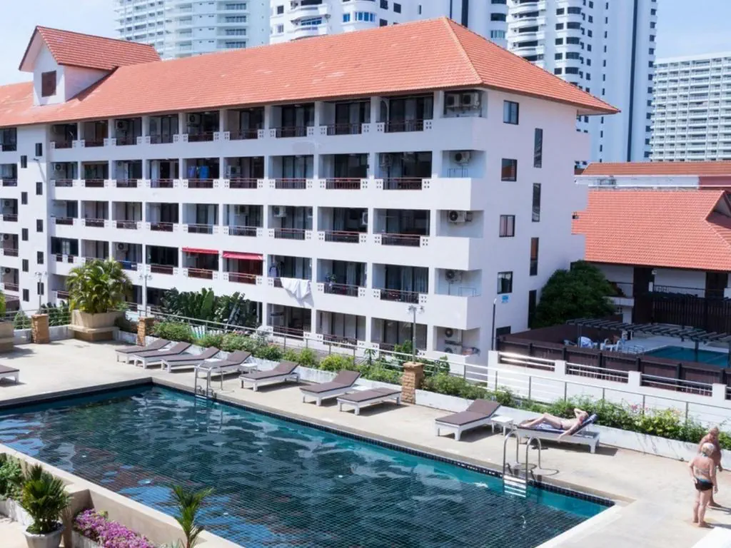 Jomtien Plaza Residence - zdjęcie 2