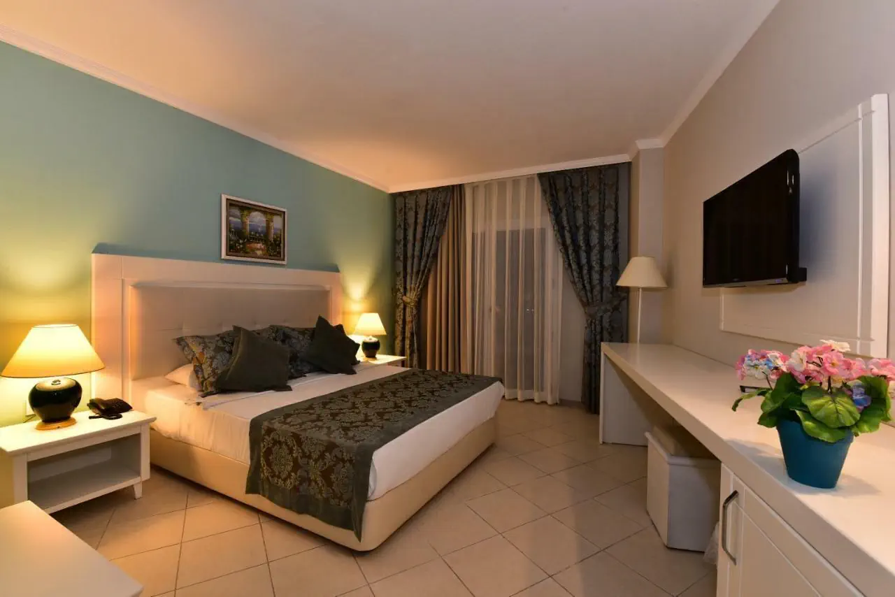 HOTEL COCONUT BEACH HOTEL (AYAZ AQUA HOTEL)