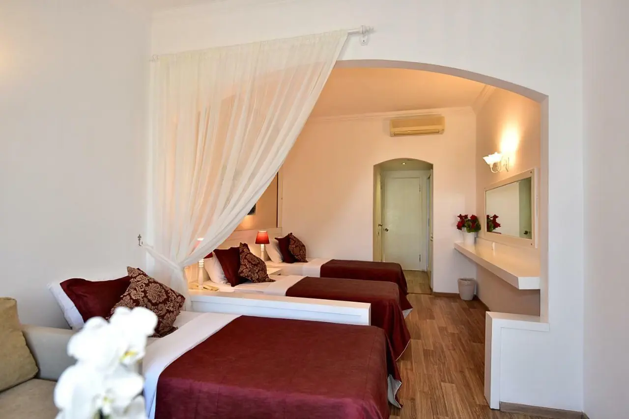 HOTEL COCONUT BEACH HOTEL (AYAZ AQUA HOTEL)