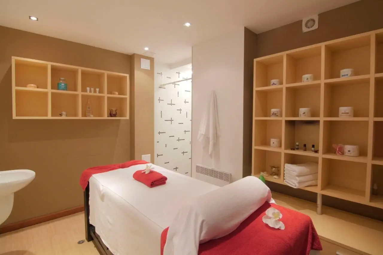 Local Stay - zdjęcie 6
