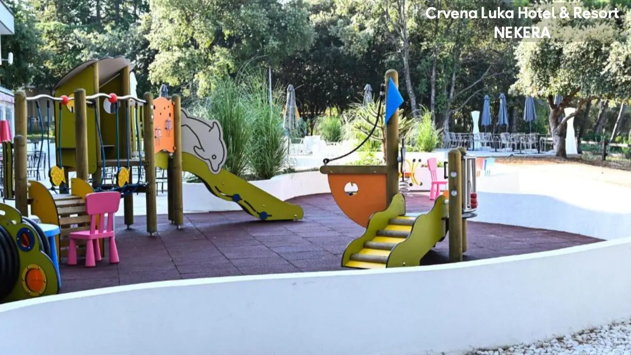 Crvena Luka (Biograd)