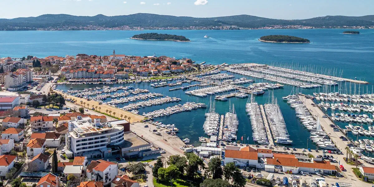 In (Biograd na Moru)