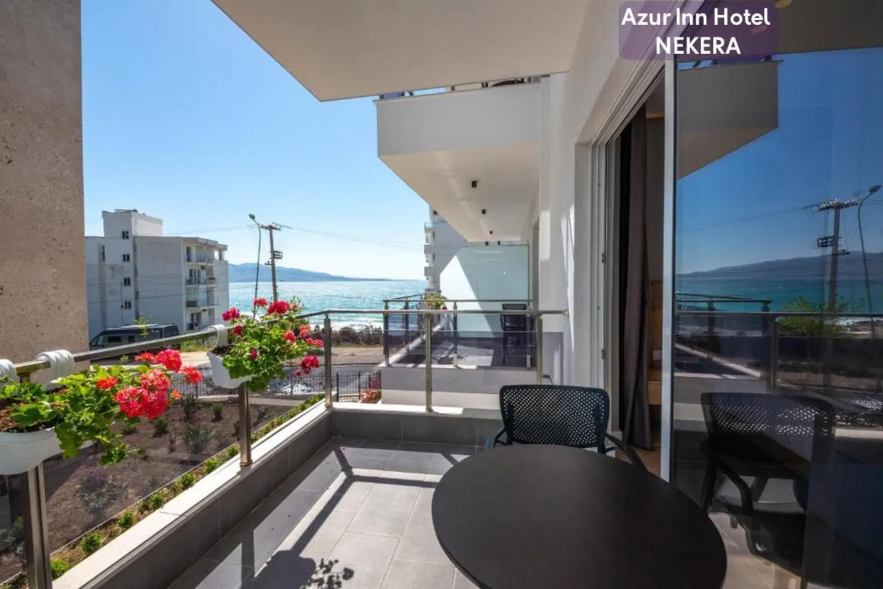 Azure Inn (Saranda)