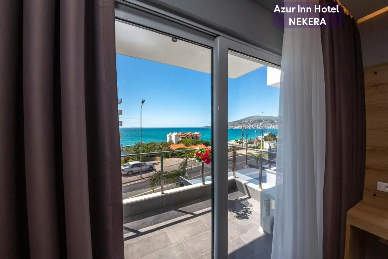 Azure Inn (Saranda)