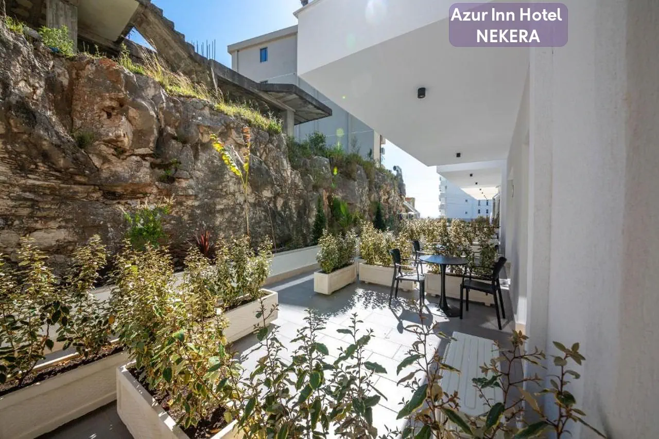 Azure Inn (Saranda)