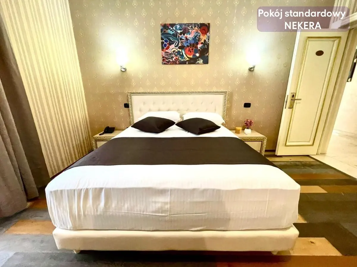 AMH Hotel
