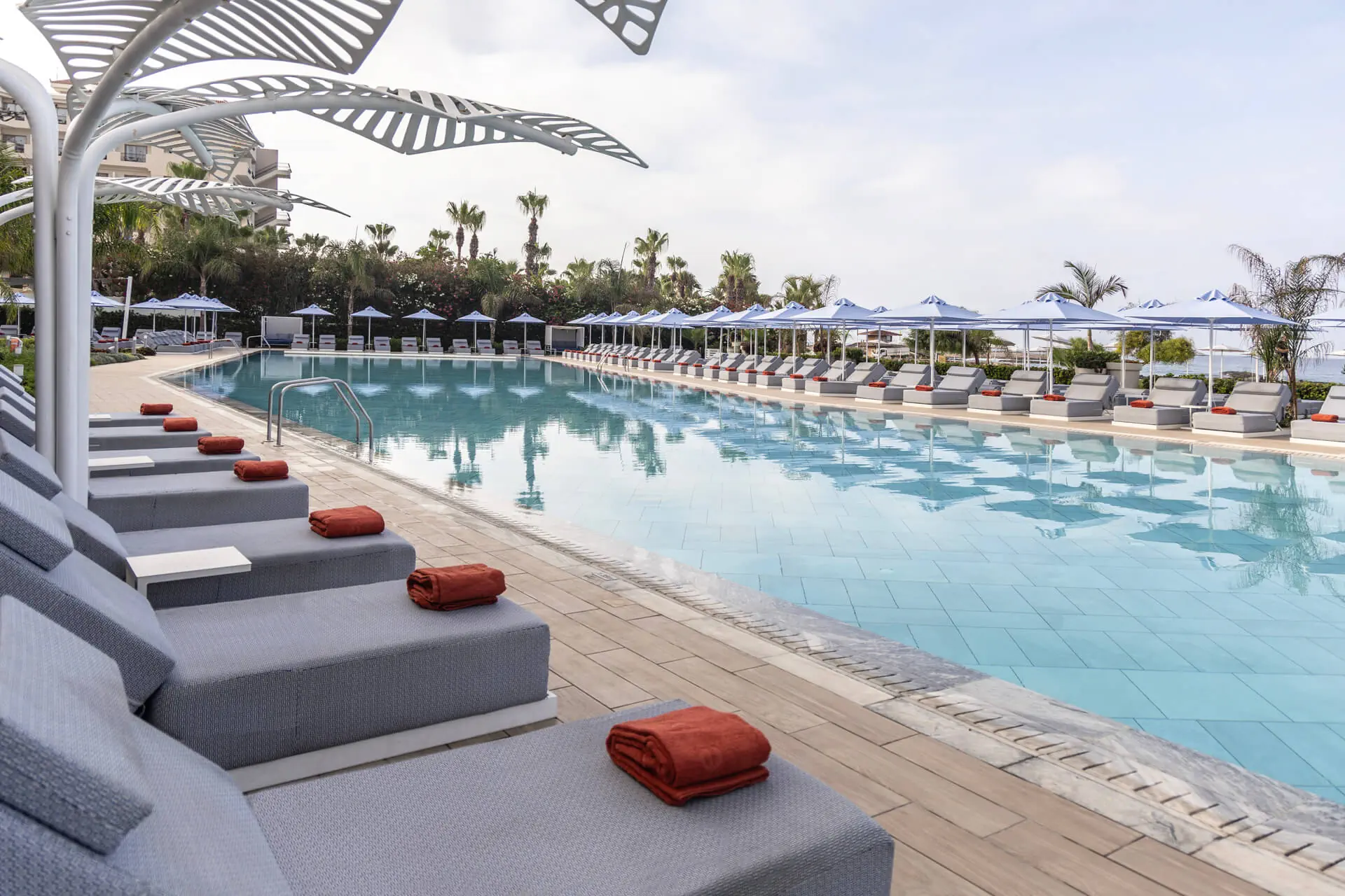 Louis Ivi Mare Hotel