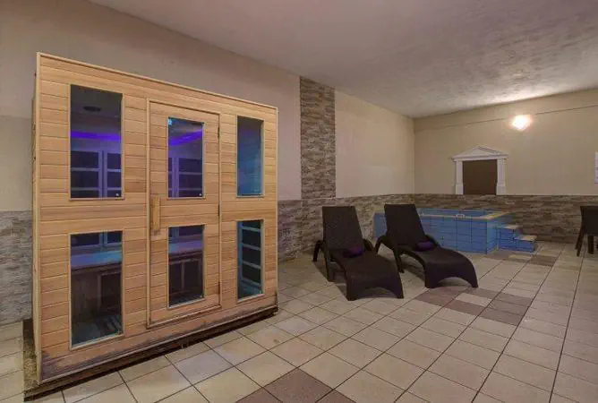HOTEL Canifor Hotel