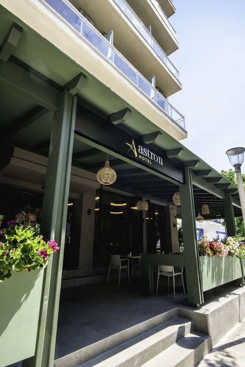 Astron Hotel