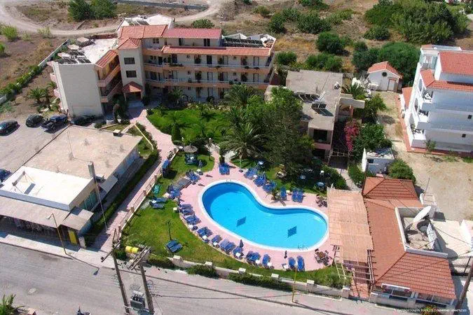 HOTEL Casa Lyristis (ex Lyristis Apartments Plus)