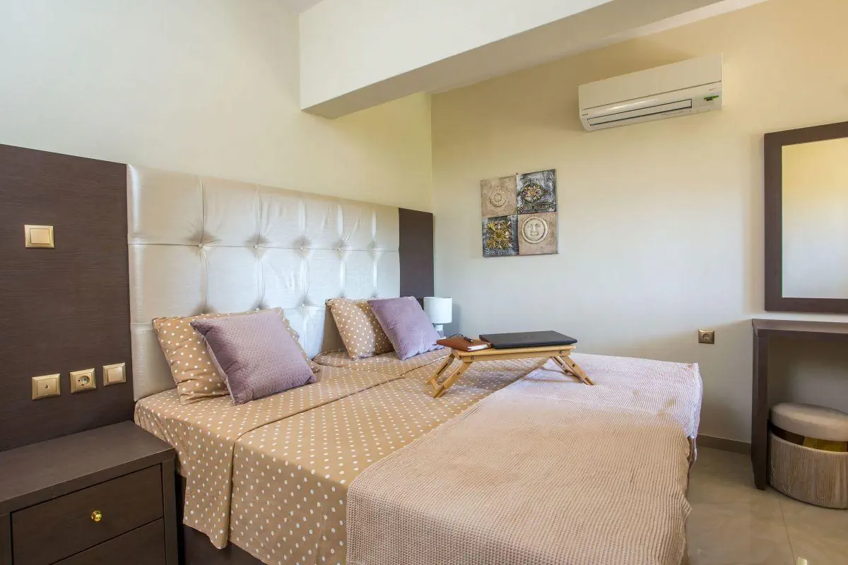 HOTEL Casa Lyristis (ex Lyristis Apartments Plus)