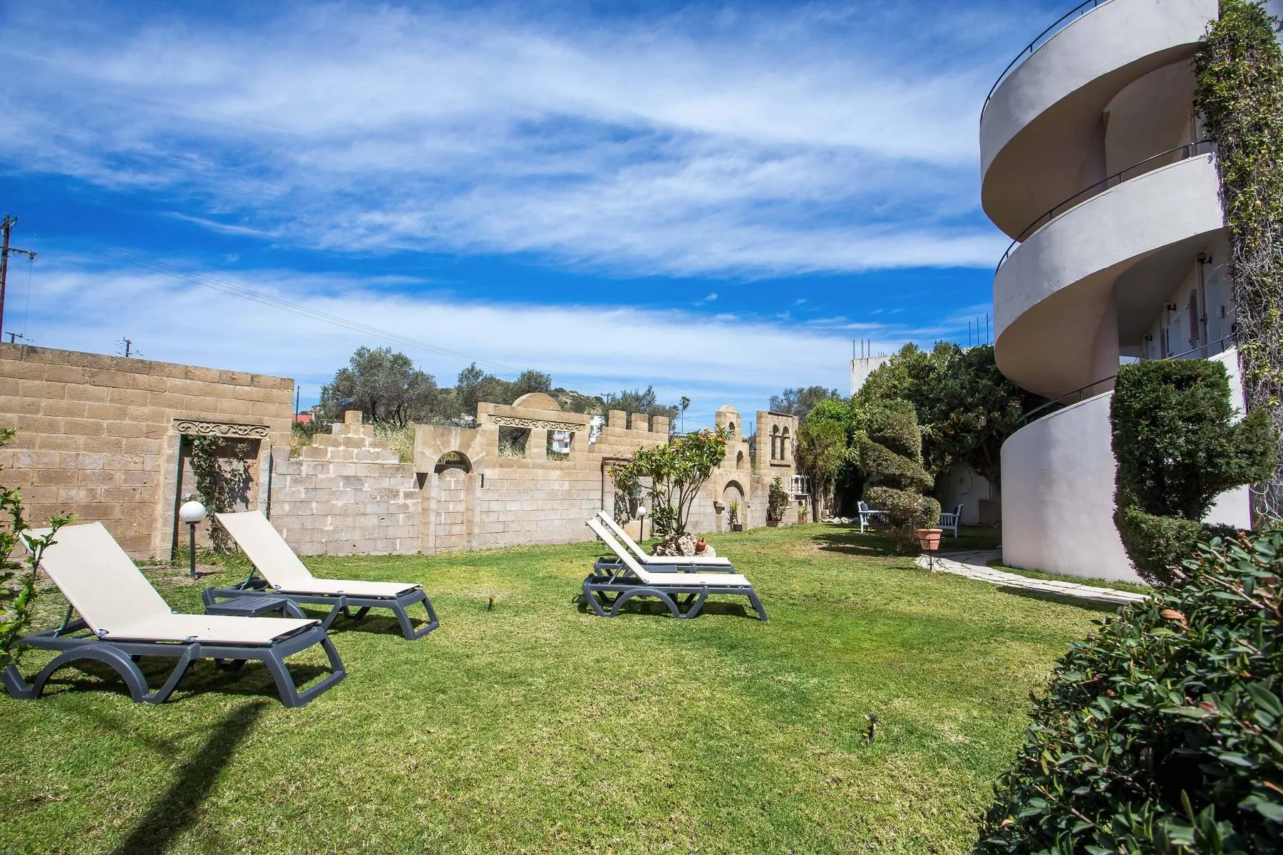 HOTEL Jimmys Garden