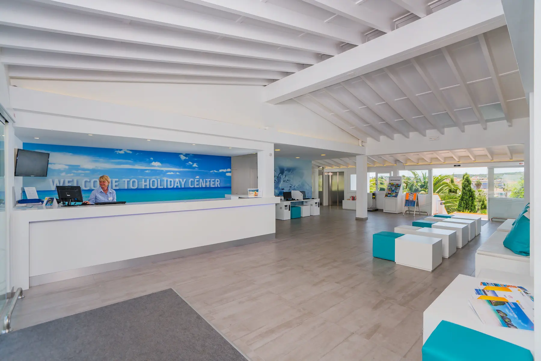 Holiday Center (Santa Ponsa) - zdjęcie 9