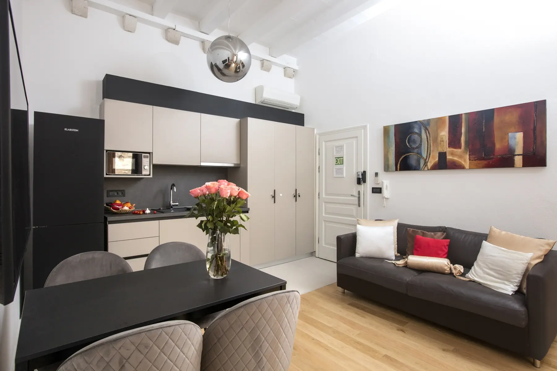 More Apartments - zdjęcie 19