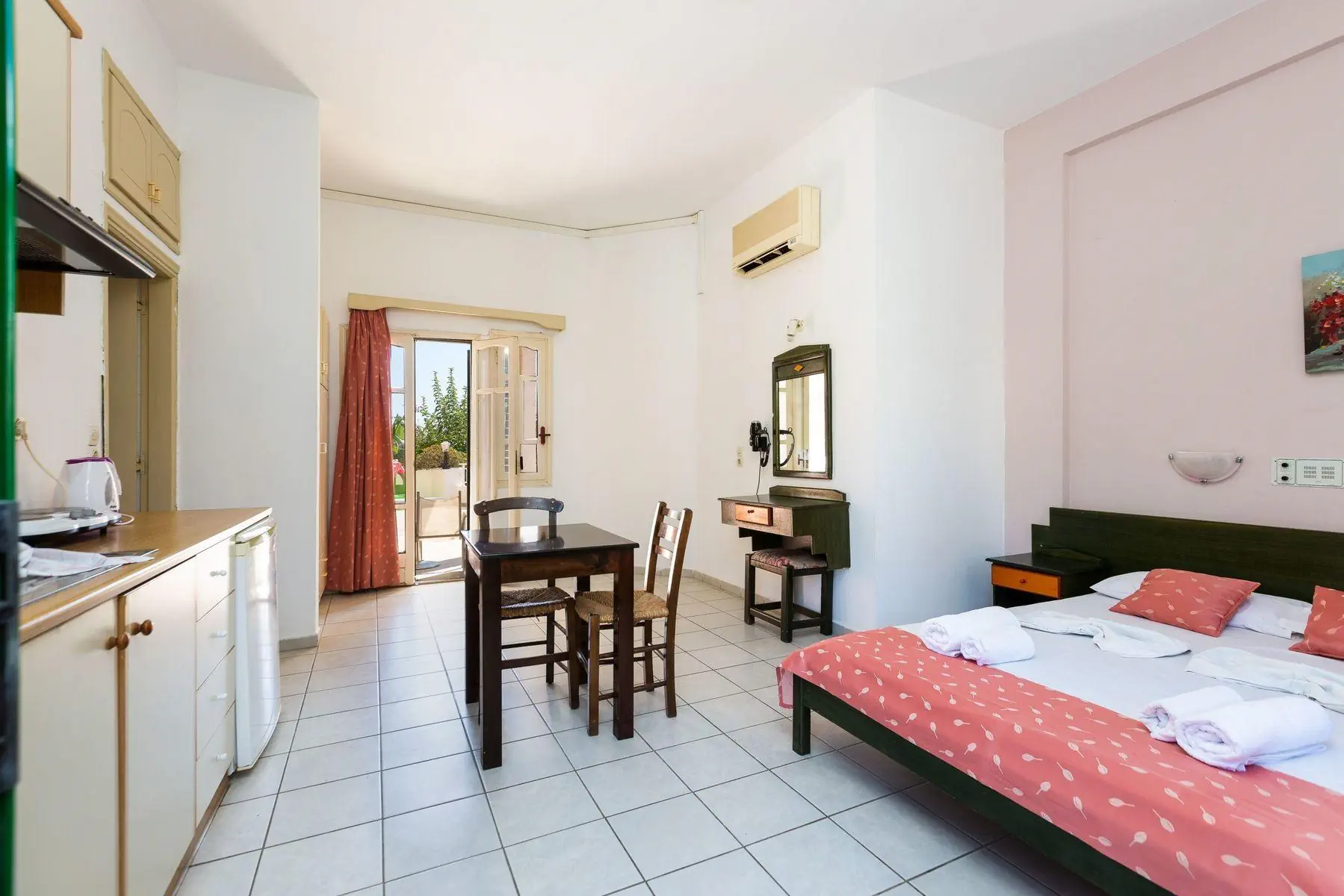 HOTEL Ormos Atalia Village
