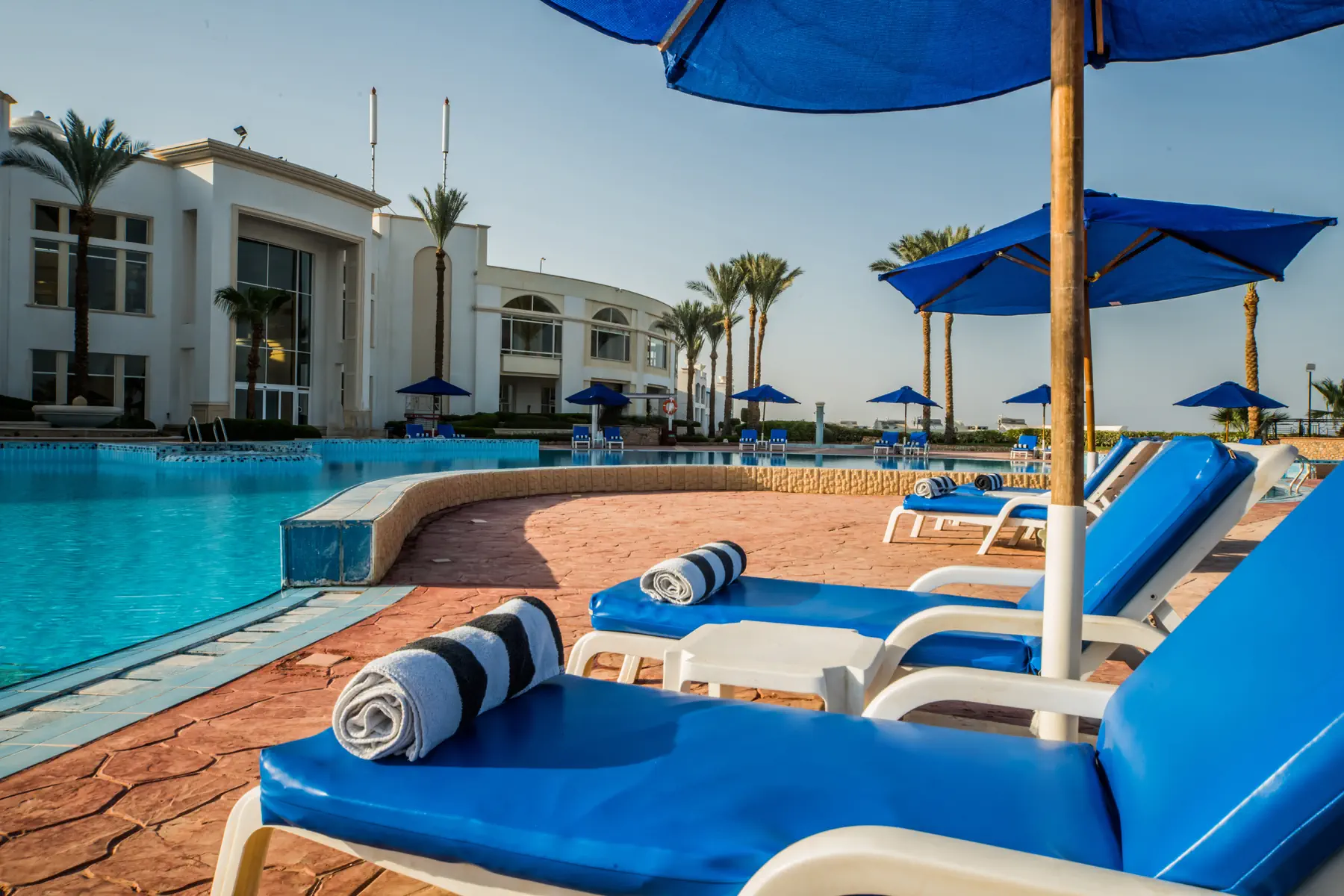 Renaissance Golden View Beach Resort by Marriott - zdjęcie 5