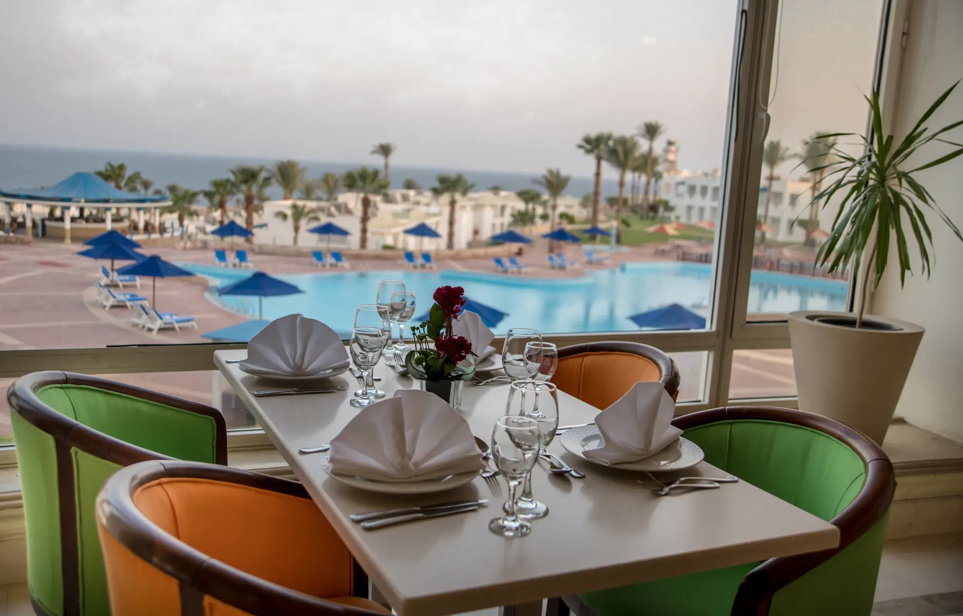 Renaissance Golden View Beach Resort by Marriott - zdjęcie 7