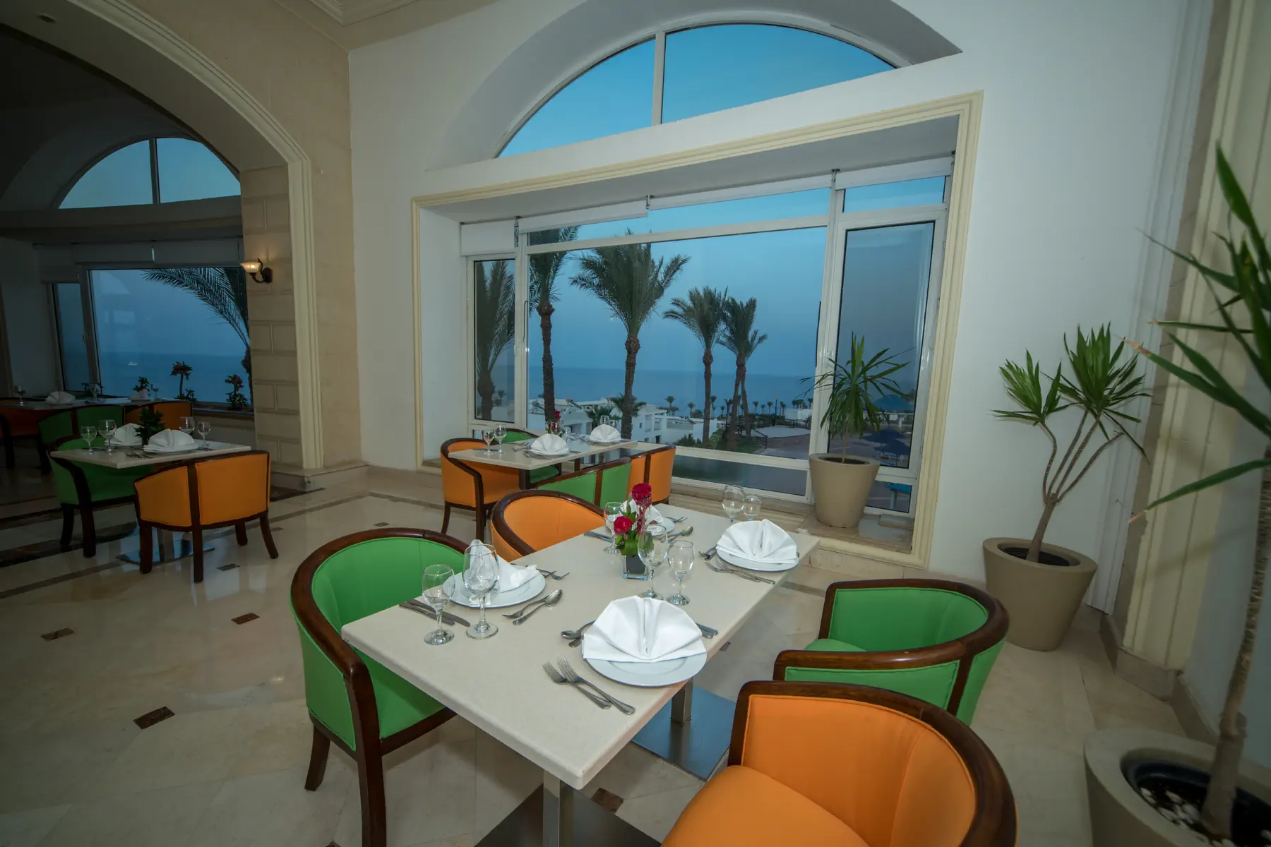 Renaissance Golden View Beach Resort by Marriott - zdjęcie 11