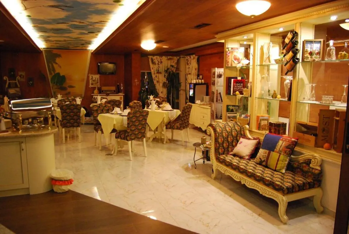 2 Kitarrat Boutique Hotel & SPA