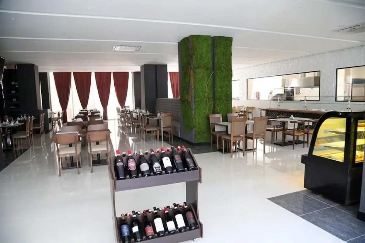 Ajsel Hotel