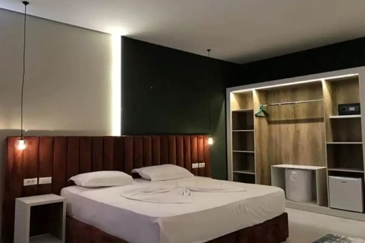 Ajsel Hotel