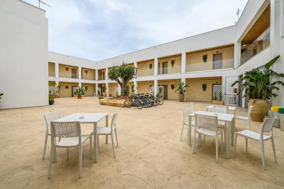 HOTEL Baitan Hotel