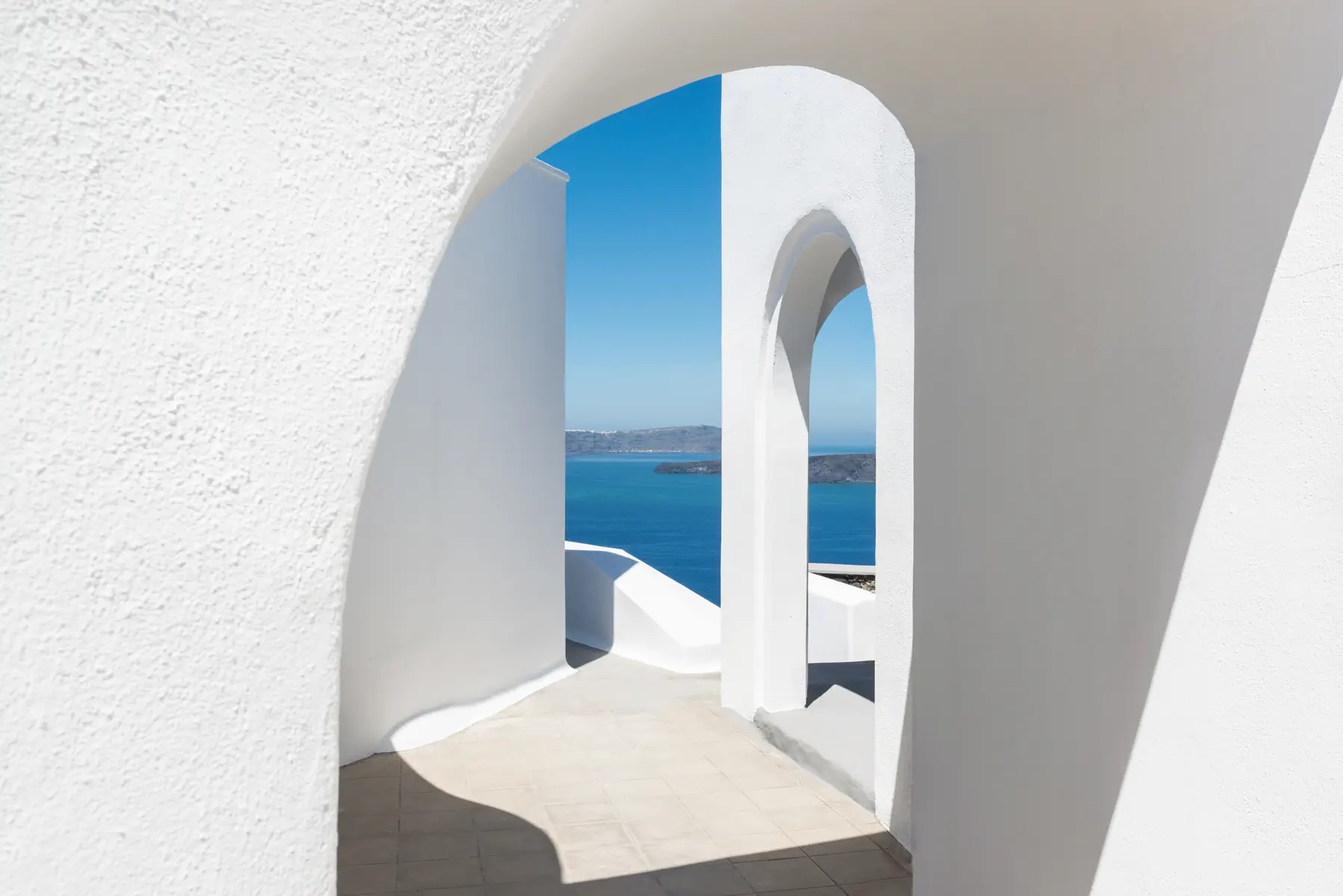 Apanemo Hotel and Suites