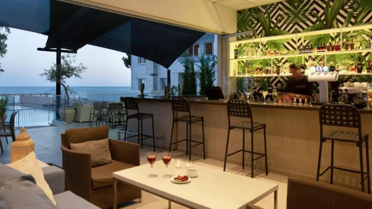Harmony Bay (Limassol) - zdjęcie 18