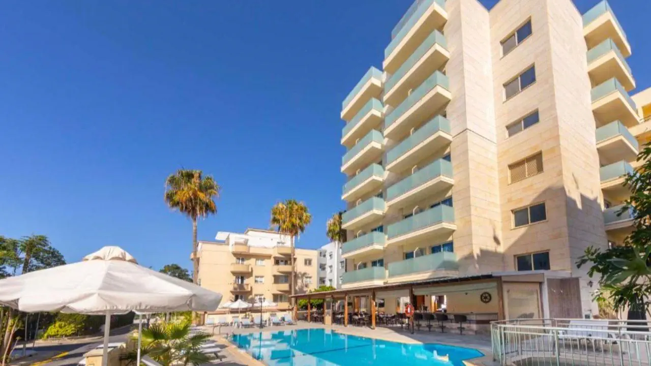 Kapetanios Limassol - zdjęcie 2