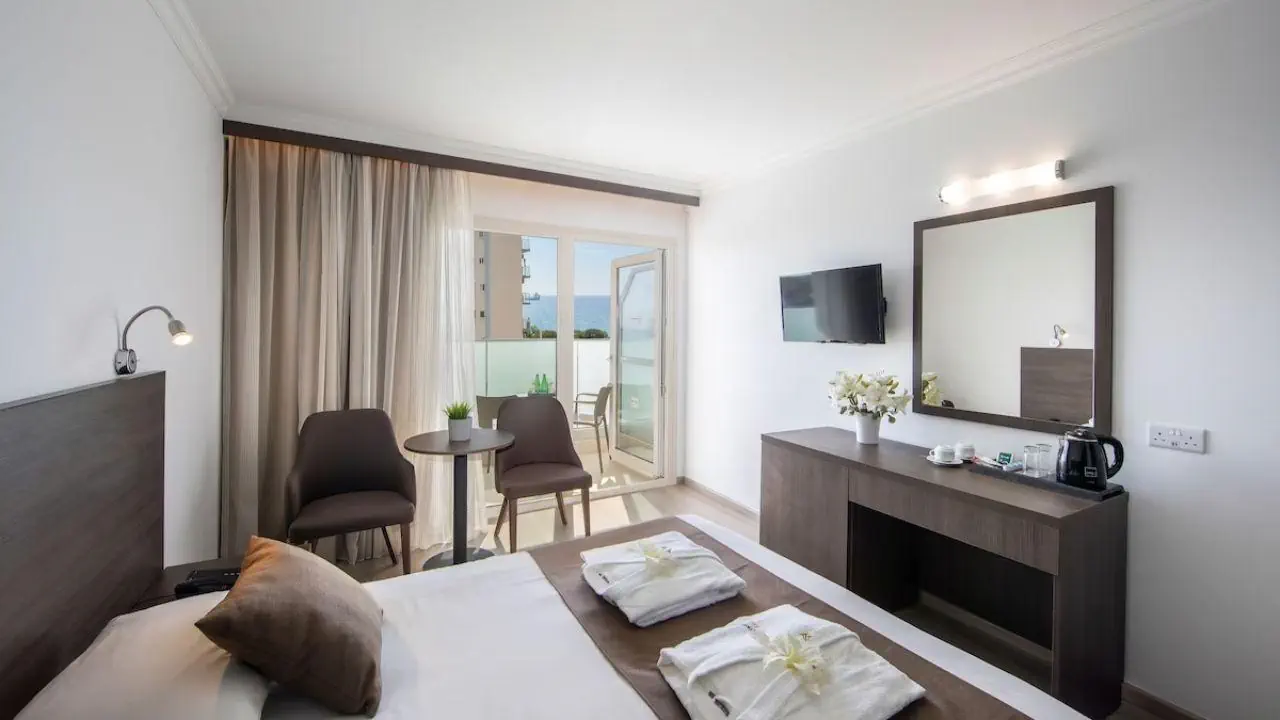 Kapetanios Limassol - zdjęcie 6