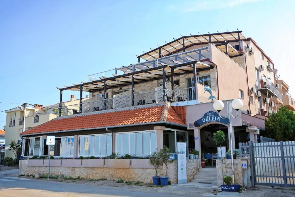 DELFIN ZADAR
