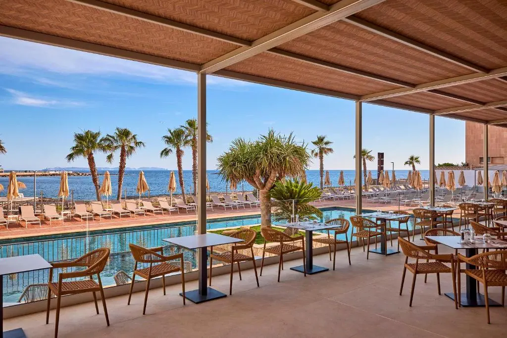 Universal Romantica (Colonia Sant Jordi) - zdjęcie 16