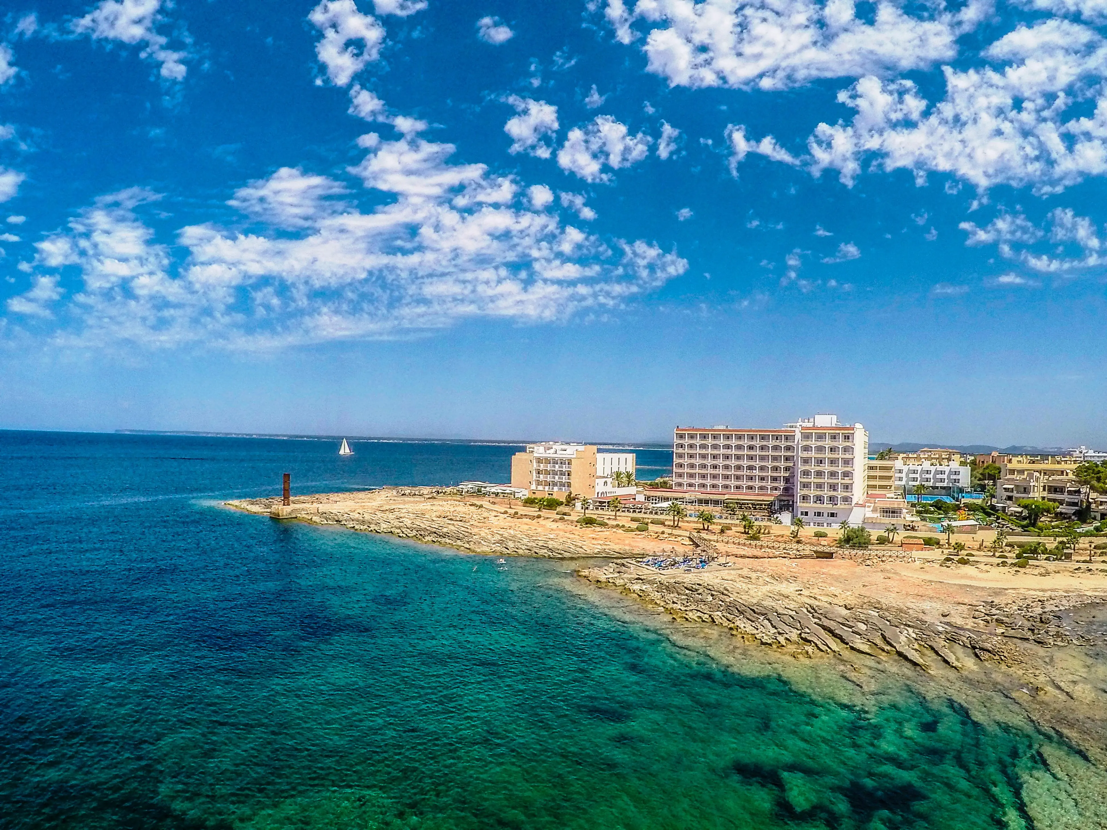Universal Romantica (Colonia Sant Jordi) - zdjęcie 25