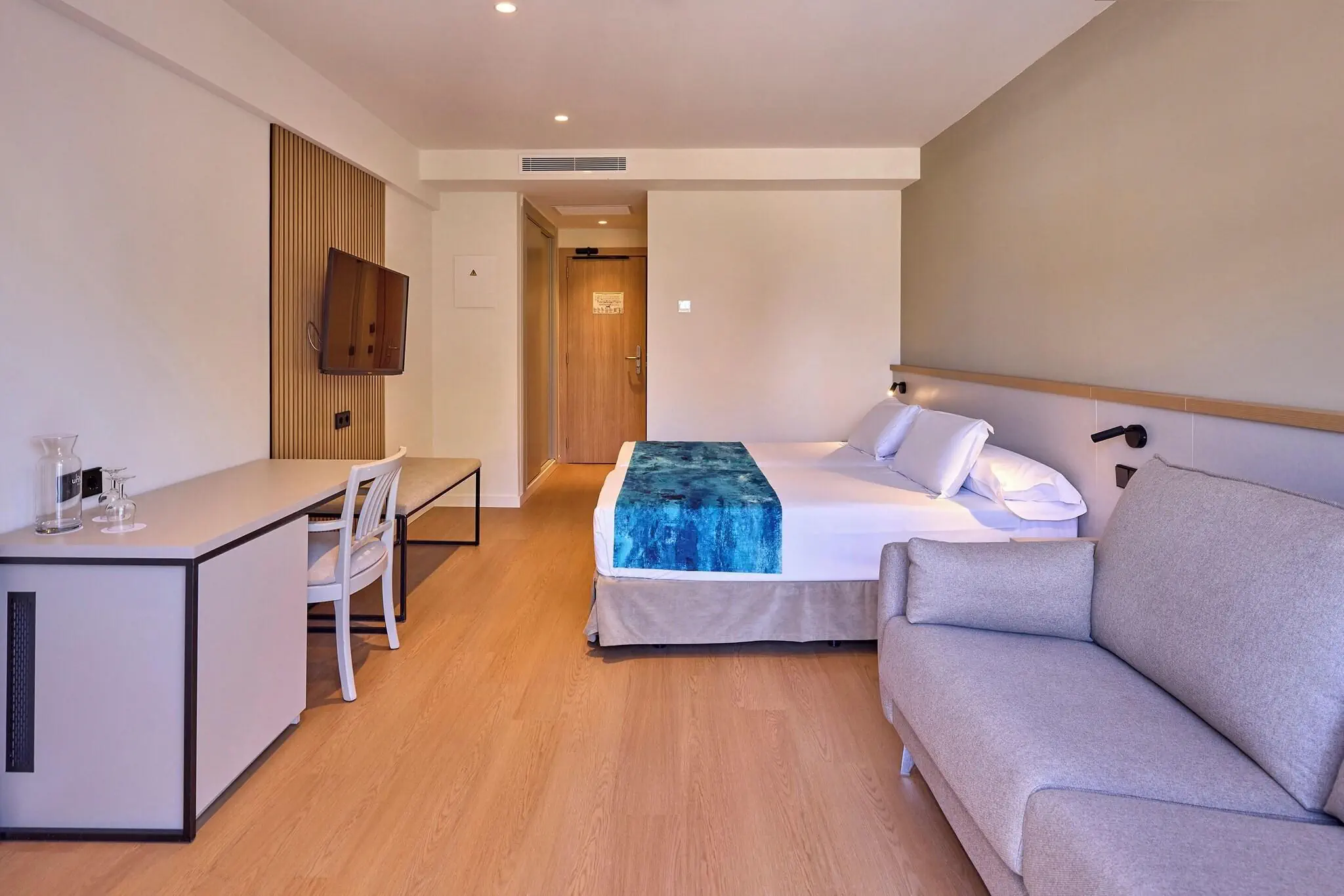 Universal Romantica (Colonia Sant Jordi) - zdjęcie 12
