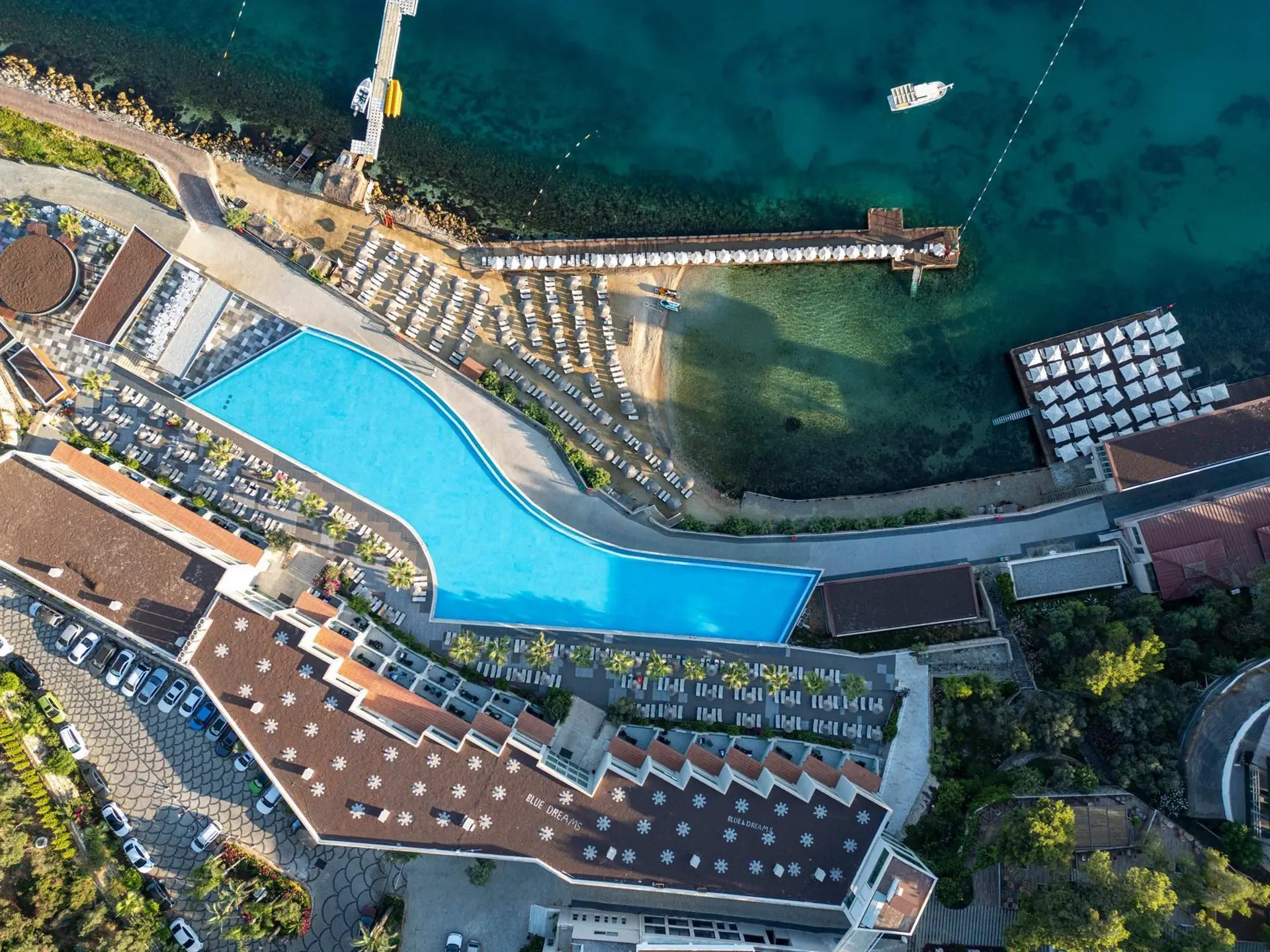 Blue Dreams Resort