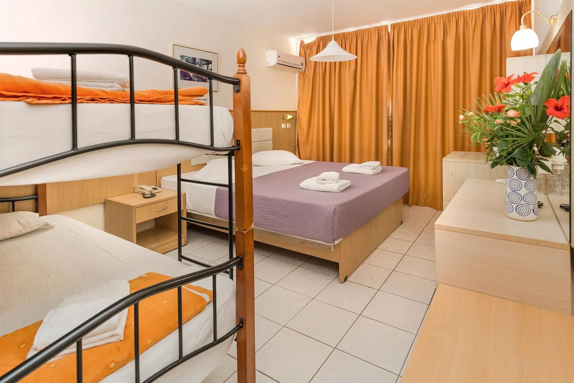 HOTEL: Eri Beach & Waterpark
