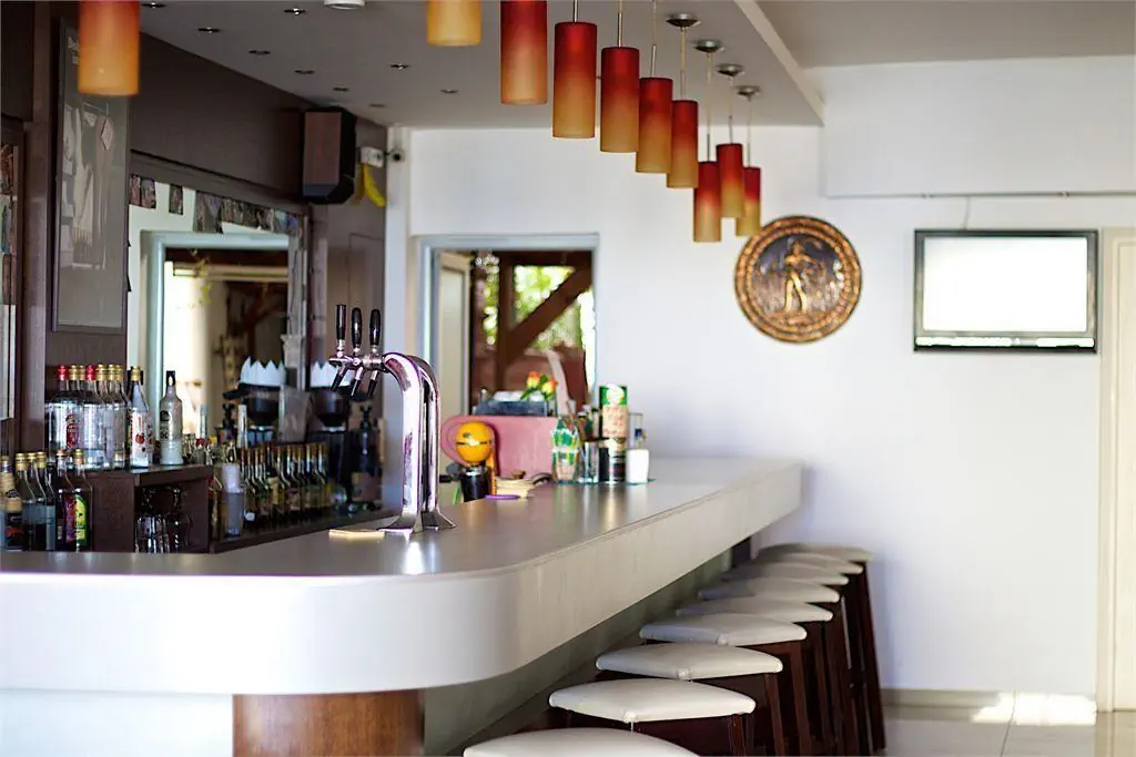 HOTEL: Sergios Hotel