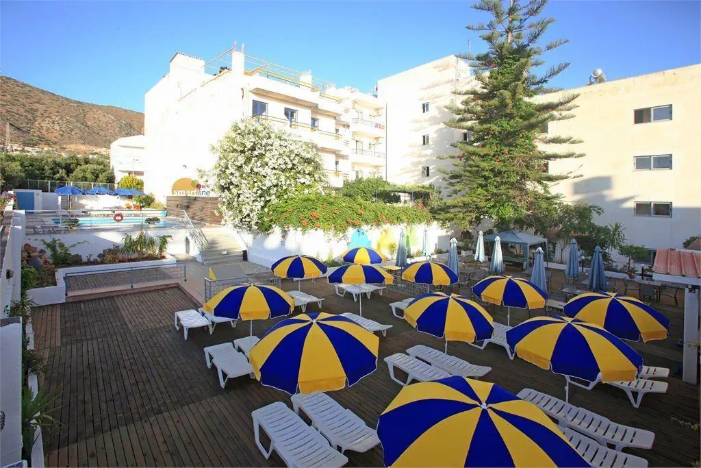 HOTEL: Sergios Hotel