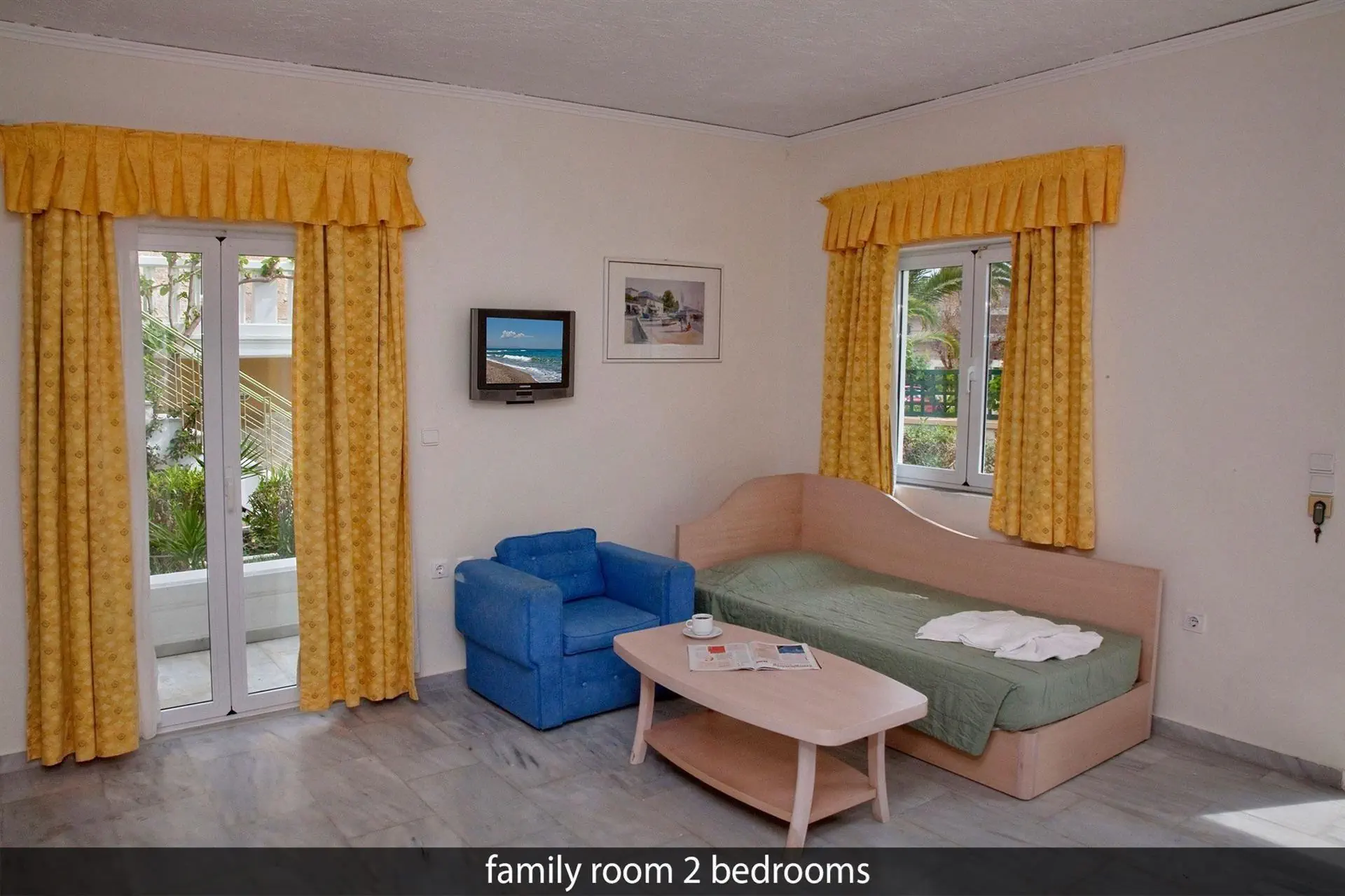 HOTEL: Joan Beach