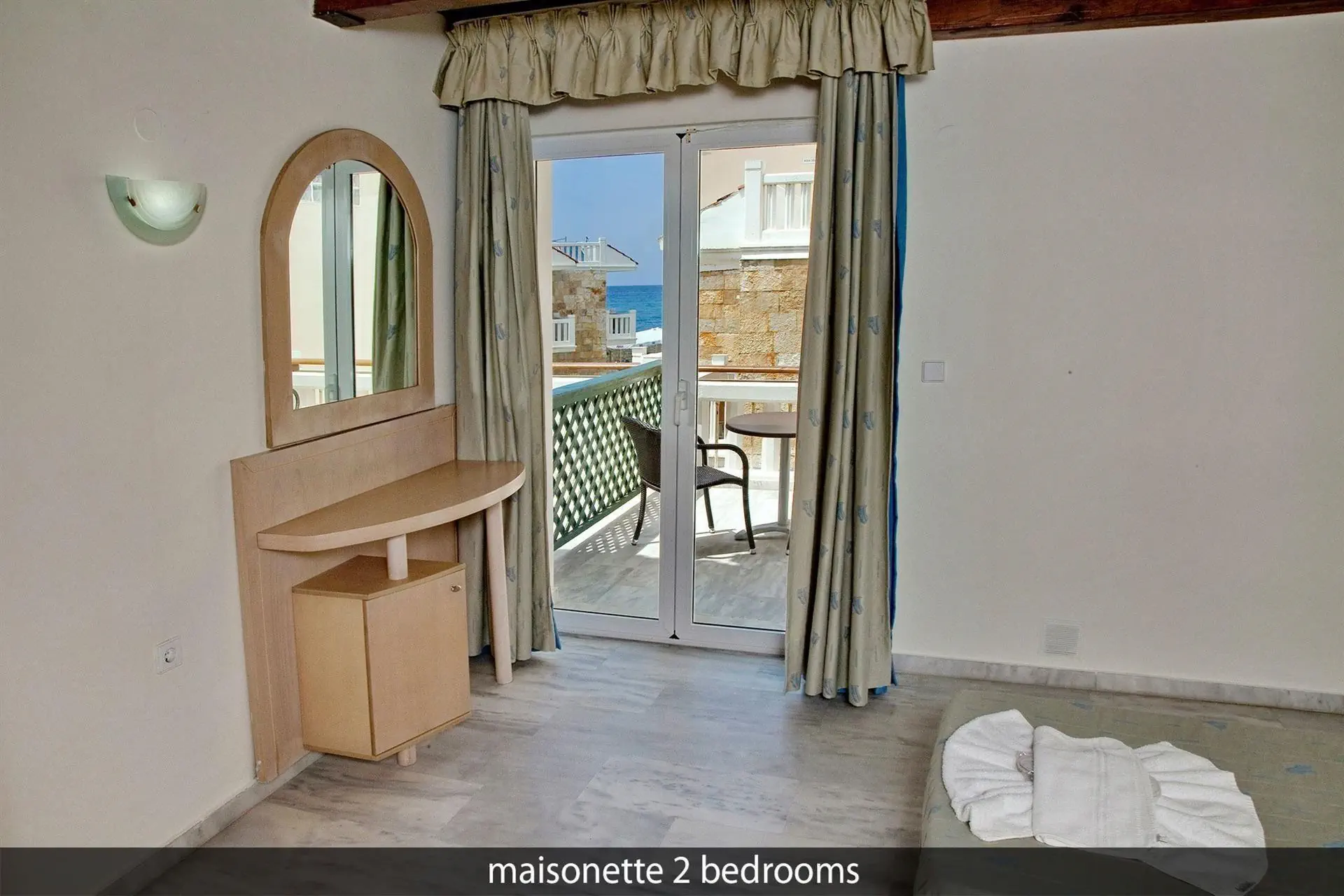 HOTEL: Joan Beach