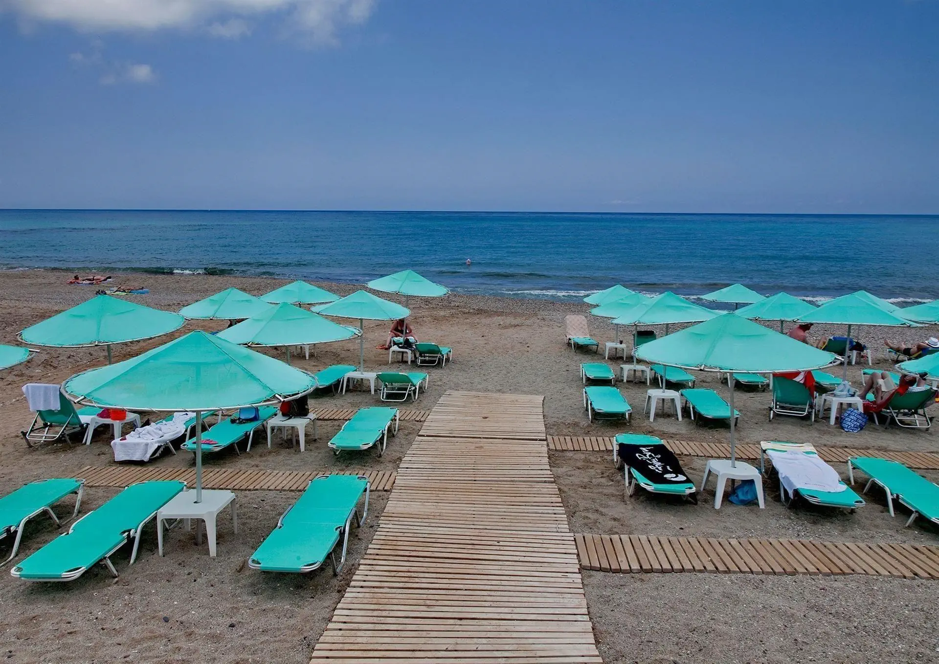 HOTEL: Joan Beach