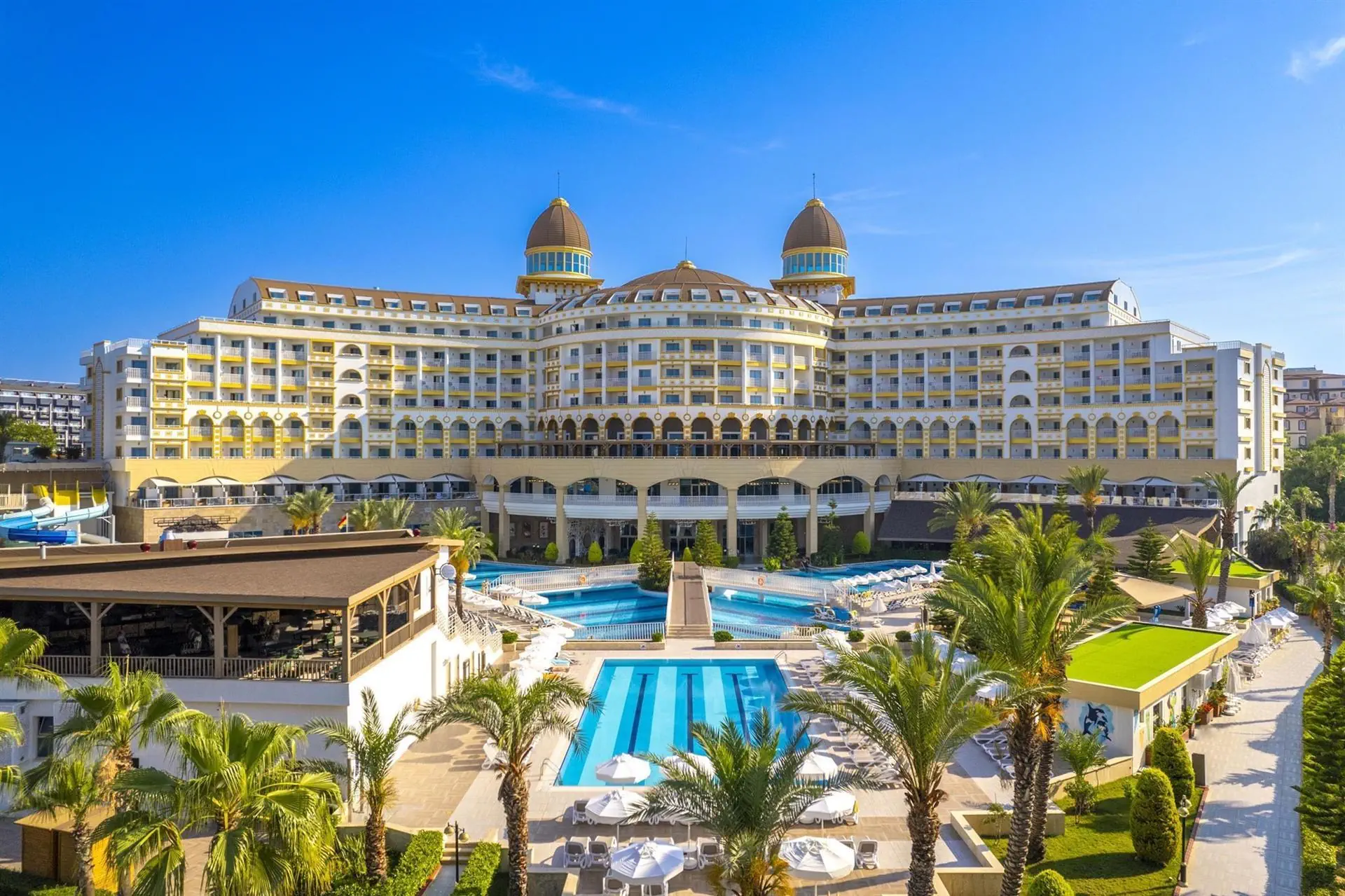 HOTEL: Kirman Sidemarin Beach & Spa